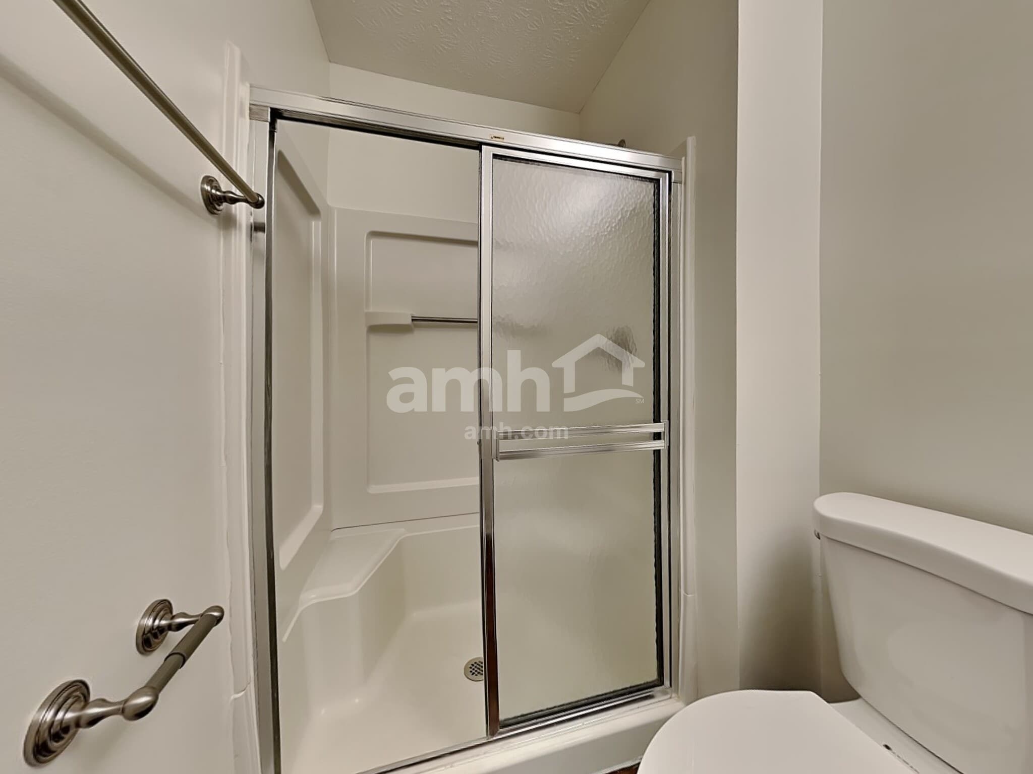 Building Photo - 3907 Little Creek Dr