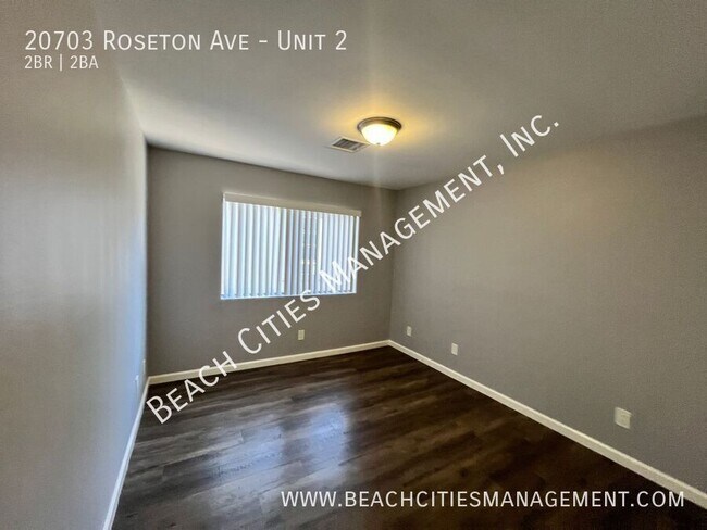 Building Photo - 20703 Roseton Ave