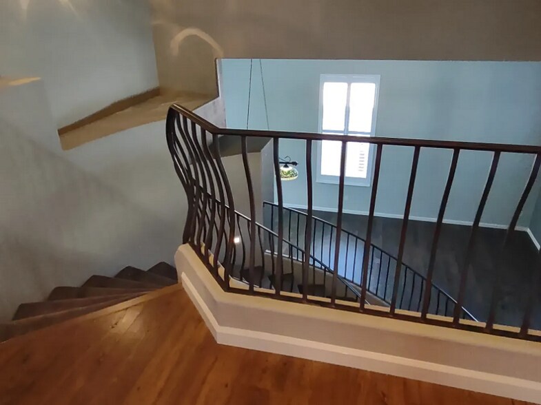 Building Photo - 5069 Wilmont Ct