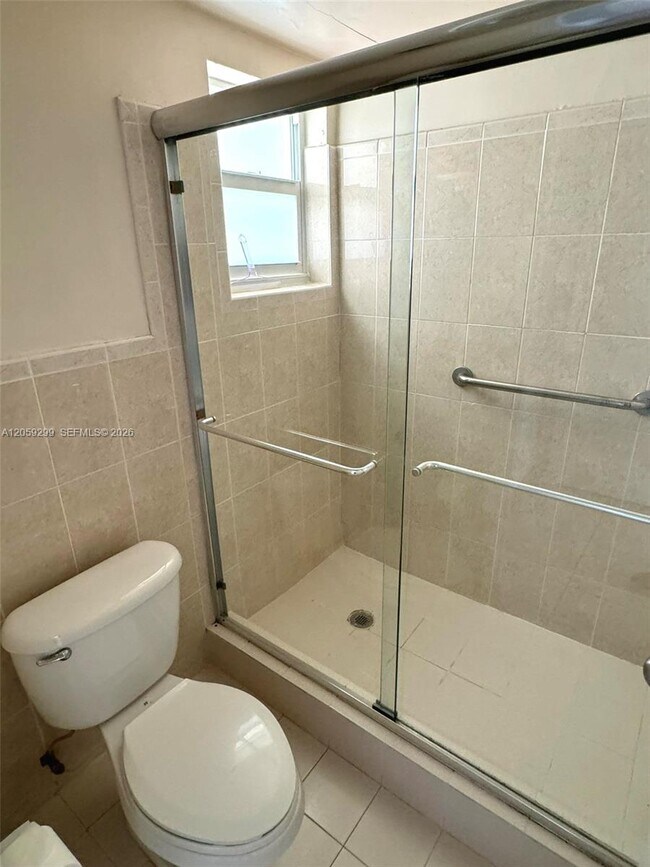Building Photo - 7400 Miami Lakes Dr