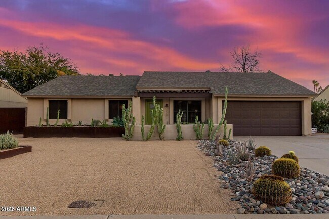 Building Photo - 6501 E Sandra Terrace