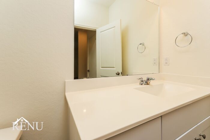 Building Photo - 5164 Firefly Hls