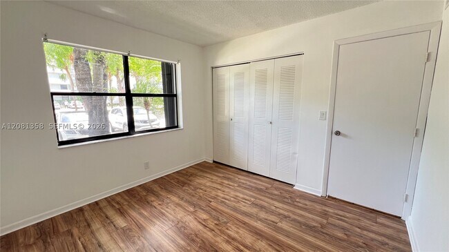 Building Photo - 1290 S Military Trail