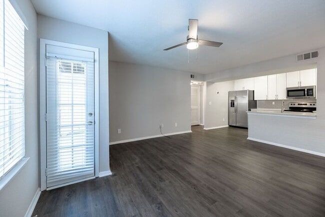 Building Photo - Luxurious 1-Bedroom Apartment in Atlanta’s Upper Westside | In-Home Washer & Dryer