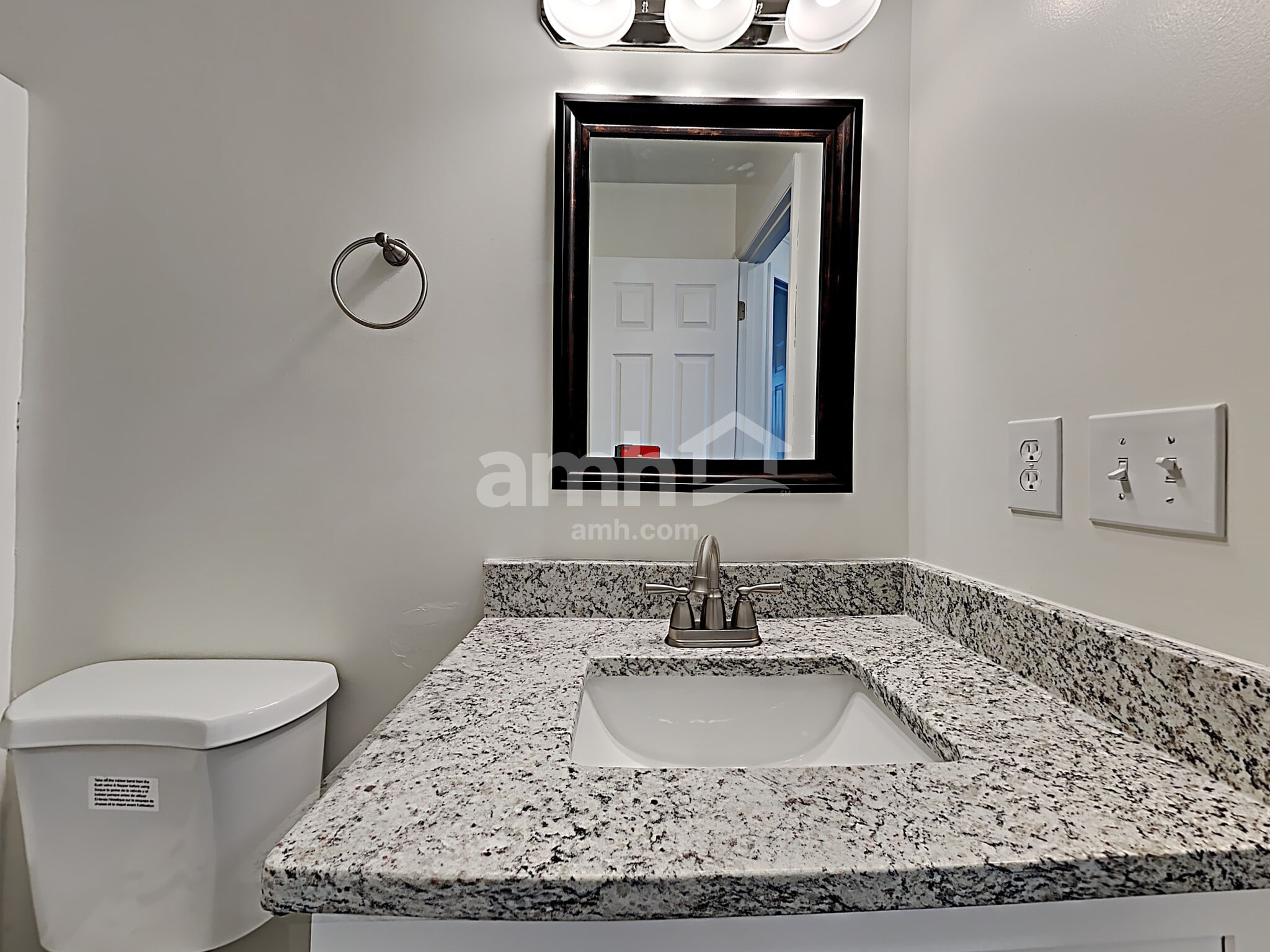 Building Photo - 7210 Quail Hunt Dr