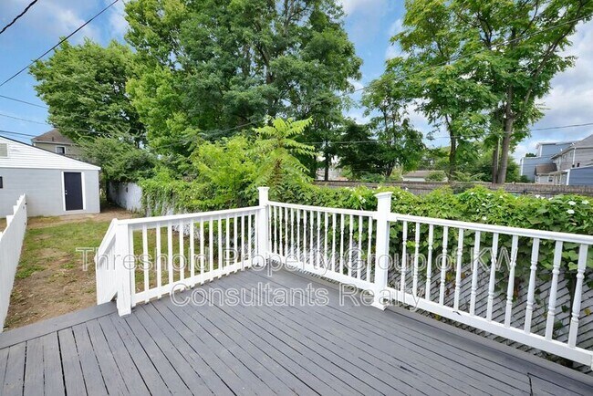 Building Photo - 342-344 East Morrill Avenue