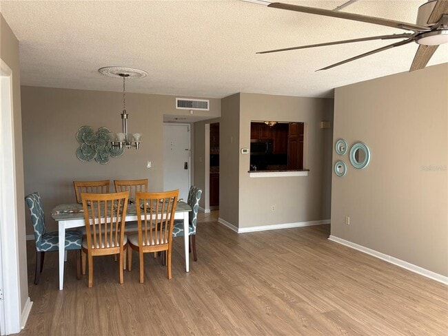 Building Photo - 5220 Brittany Dr S