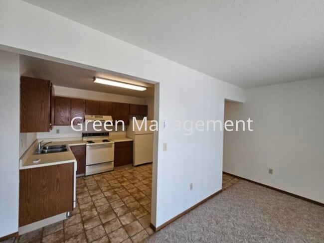 Primary Photo - 2 Bedroom top floor with balcony