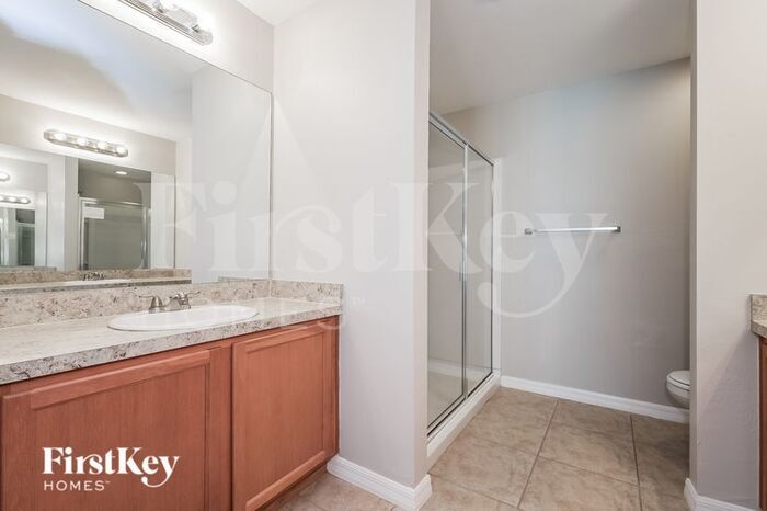 Building Photo - 354 Shadow Lakes Dr