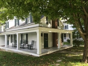 Building Photo - 3436 Main St