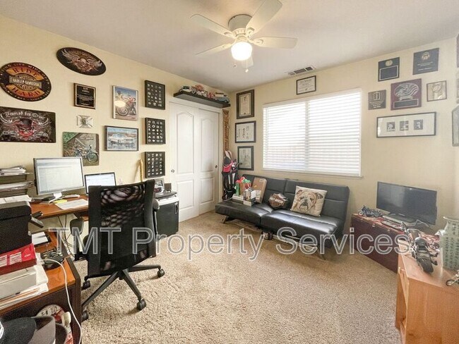 Building Photo - 9424 Blackswain Pl