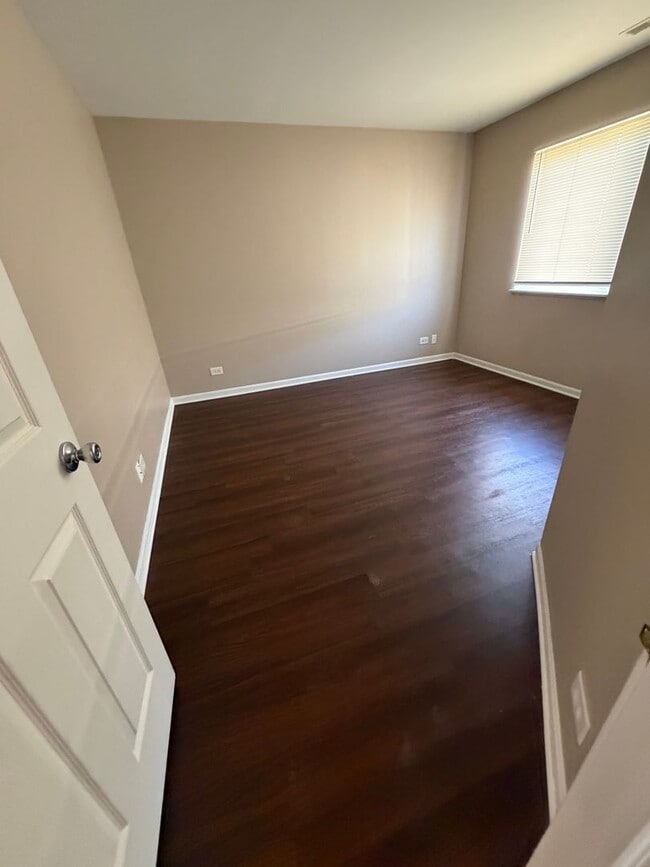 Building Photo - Beautiful 3-Bedroom, 2.5-Bath Townhome