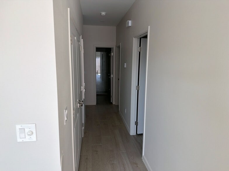 Building Photo - 3317 Duke Ave