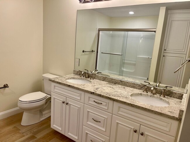 Building Photo - 41 Dexter Rd