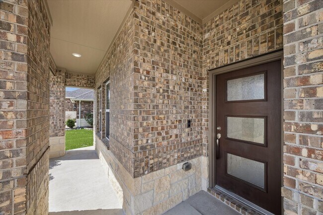 Building Photo - 6083 Pearland Pl
