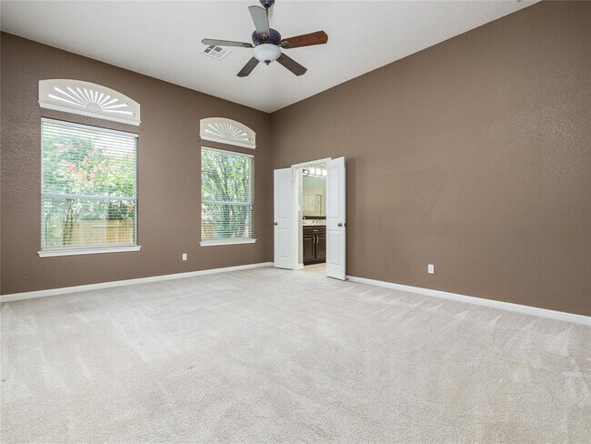Building Photo - 15620 Echo Hills Dr