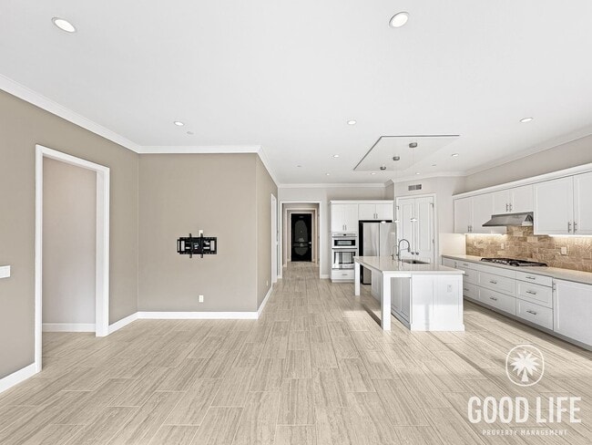 Building Photo - Stunning 3Bd/3.5Ba Home in Irvine w/Large Patio, Modern Design and 2 Master Suites!