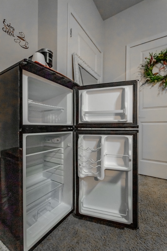 Building Photo - 8605 Tradewind Cir