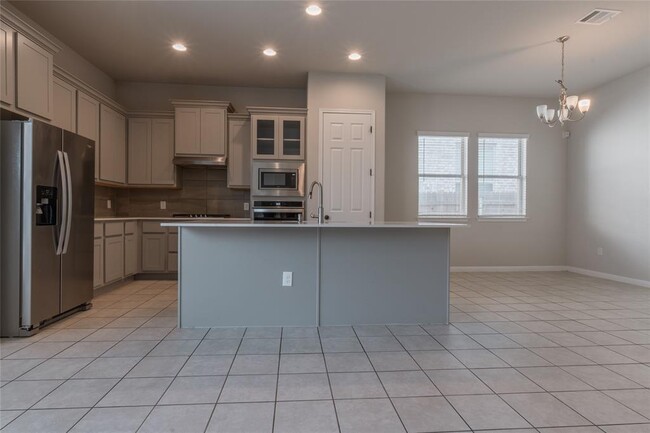 Building Photo - 3810 Brushy Creek Rd