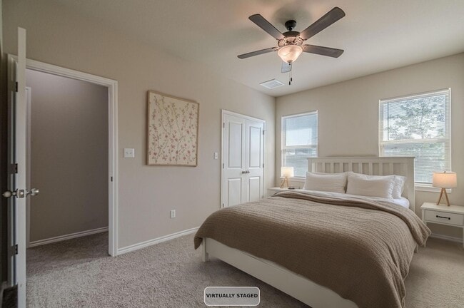 Building Photo - 384 Witchhazel Way