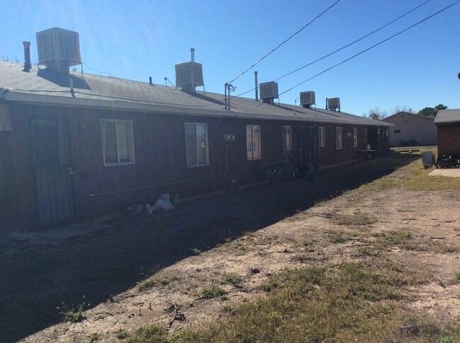 Building Photo - 1511 Roadrunner Ln