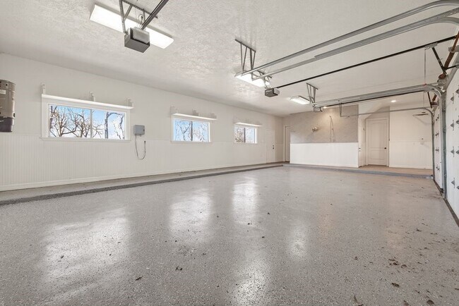 Building Photo - 4011 Westerdale Dr