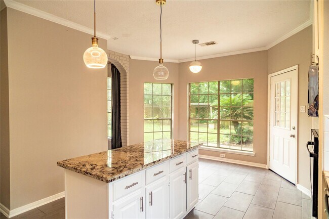 Building Photo - 3523 Ashlock Dr