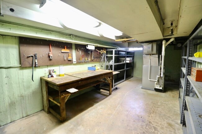 Building Photo - 1111 S Washington Ave