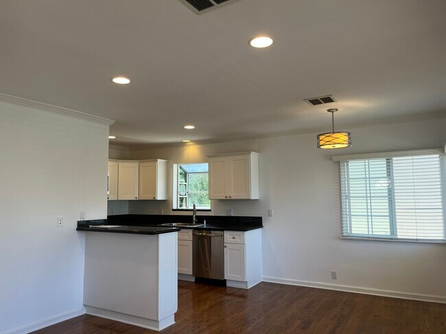 KITCHEN - 10878 National Blvd