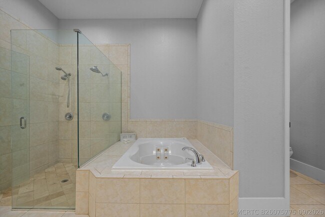 Building Photo - 2926 Dovedale Ct