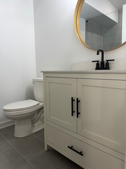 Building Photo - 1330 S Carlisle St