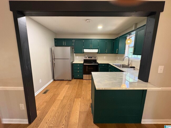 Building Photo - 324 Willow Glen Ct