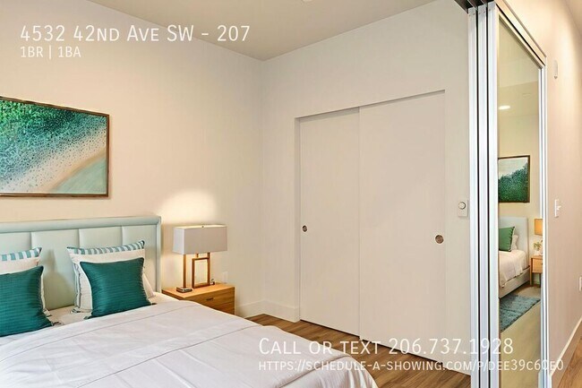 Building Photo - 4532 42nd Ave SW