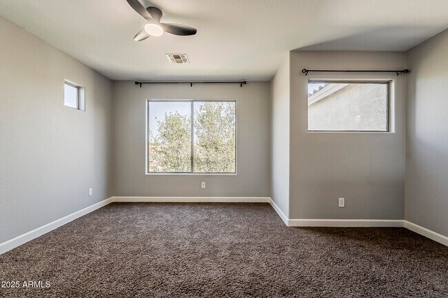 Building Photo - 21928 N Braden Rd