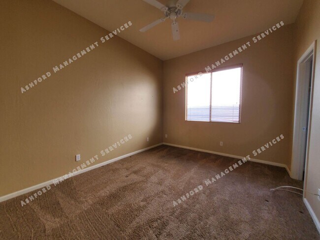 Building Photo - 3 BEDROOM WITH POOL NORTH SCOTTSDALE