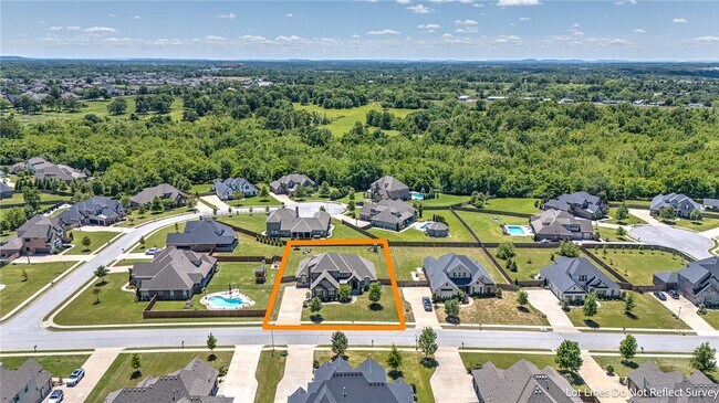 Building Photo - 1007 Bendelow Dr