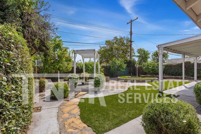 Building Photo - 5021 Priscilla Ln