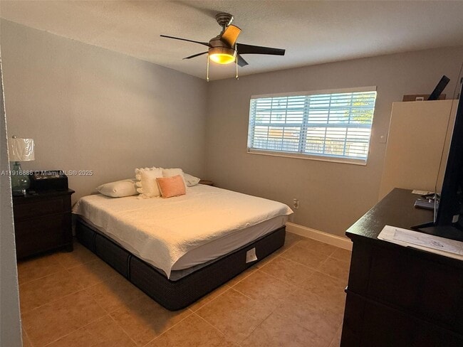 Building Photo - 11007 SW 3rd St