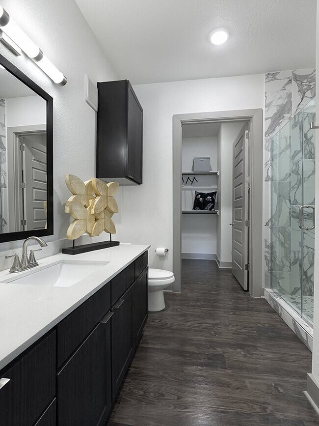 Building Photo - 632 N Eldridge Pkwy