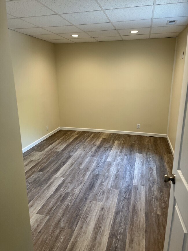 Building Photo - 110 Blair St