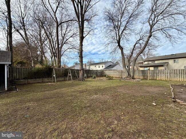 Building Photo - 309 Missouri Ave