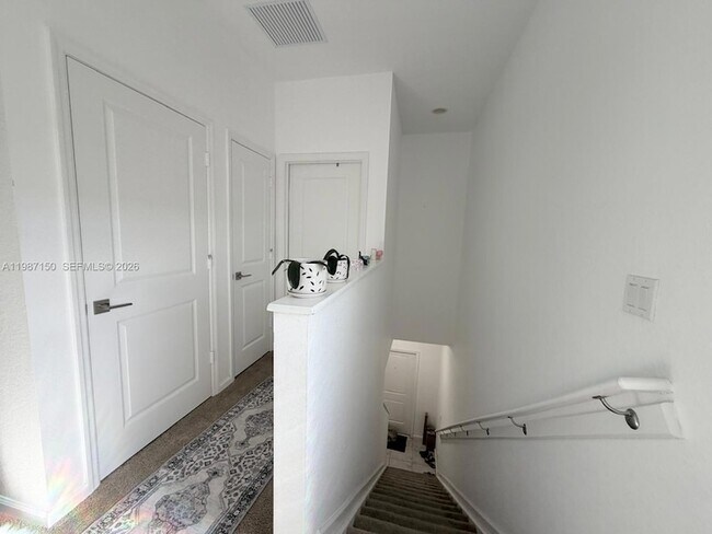 Building Photo - 4002 NW 11th Ct