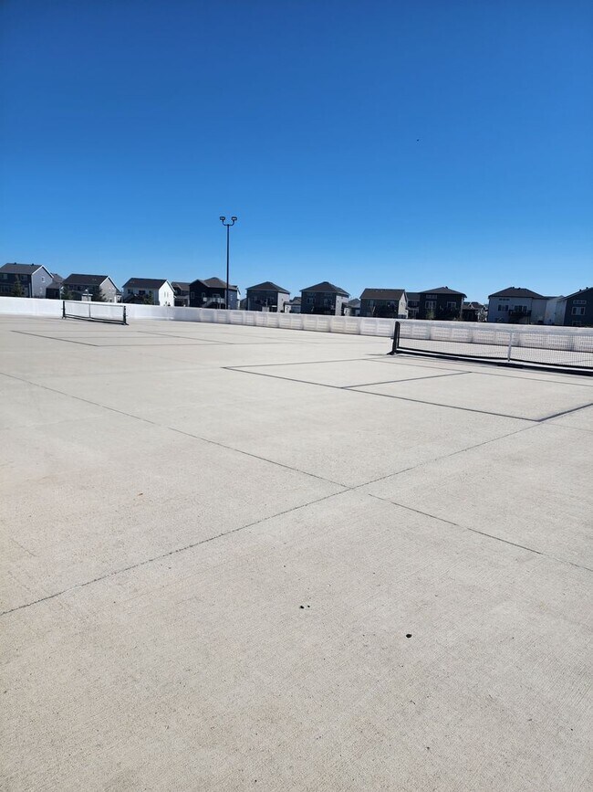 Building Photo - 3 Bed 3 Bath Single Family Home