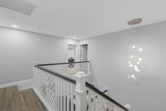 Building Photo - 2435 Presidential Way