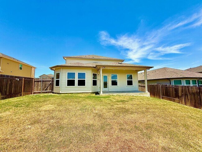 Building Photo - 379 El Capitan Lp