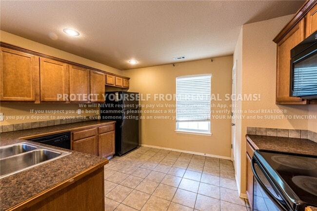Building Photo - 4334 W Pecan St