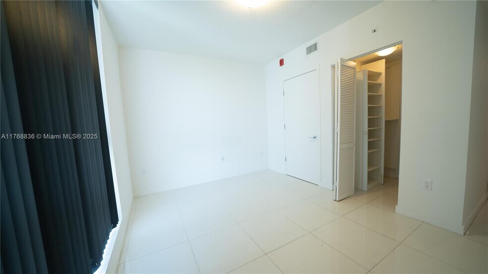 Building Photo - 7661 NW 107th Ave