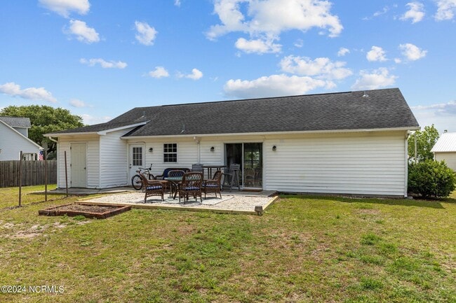 Building Photo - 177 Avis Dr