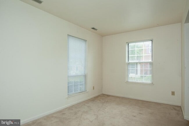 Building Photo - 6601 China Grove Ct