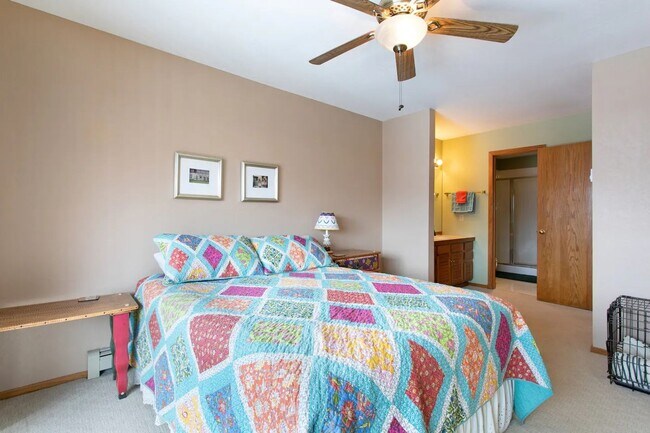 Building Photo - 716 Lagoon Dr